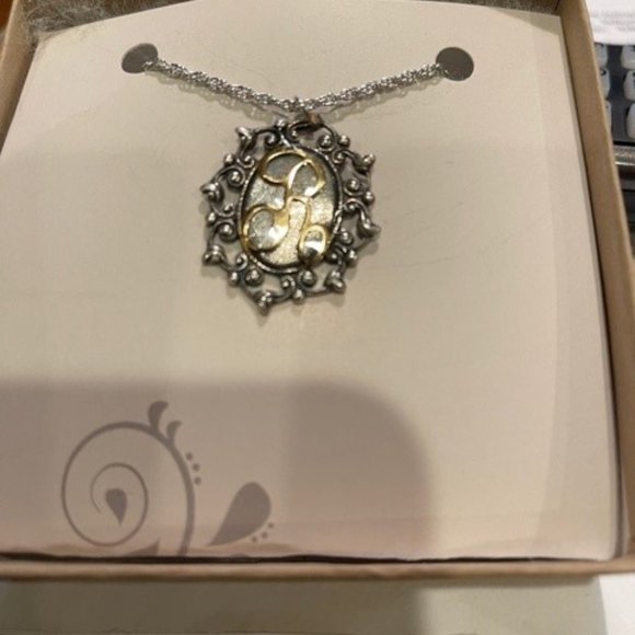 Victorian style Initial "R"" silver necklace - Picture 1 of 2